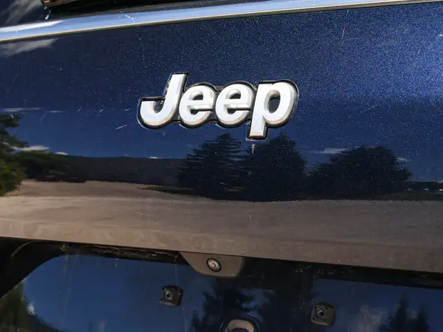 2024 Jeep Grand Cherokee L Limited- Memory / Heated Seats - Pwr in Cars & Trucks in Barrie - Image 15