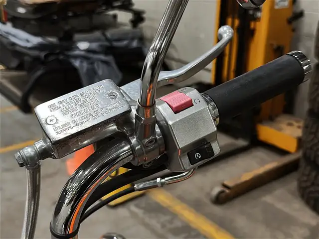 1998 SUZUKI MOTORCYCLE Street LS650P Savage in Cars & Trucks in Stratford - Image 8