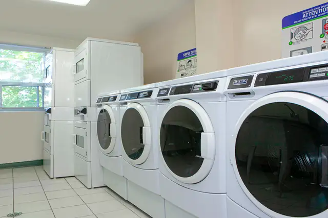 2-Bedroom Penthouse Apt. for Rent in the Heart of Oakville! in Long Term Rentals in Mississauga / Peel Region - Image 16
