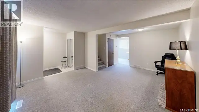 6 Mackenzie MEWS Regina, Saskatchewan in Condos for Sale in Regina - Image 7