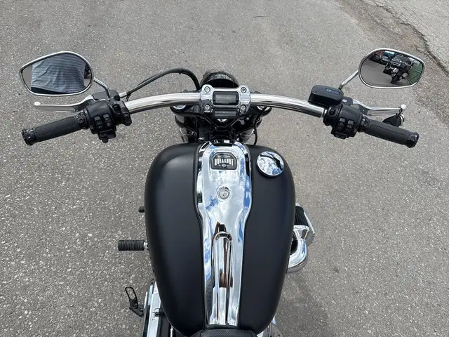 2023 Harley-Davidson Breakout ~ AIR RIDE ~ 260 REAR ~ 23\" FRONT in Street, Cruisers & Choppers in City of Toronto - Image 22