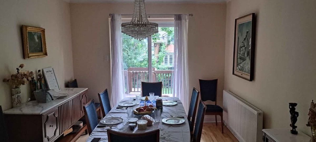 SUBLET/SOUS-LOCATION 10 Months/Mois Hampstead – Grand 5½ Meublé — photo 1