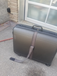 Vintage Crown Large Hard Plastic Suitcase Luggage - DOESNT LOCK