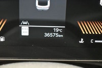 Just arrived and fully KIA Certified this K4 EX features a complete power convenience package, heate... (image 7)