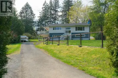 SHOWINGS ON TUESDAYS ONLY; 12PM - 5PM, BY APPT. Rare opportunity to purchase in Sunny Saltair! .67 a...