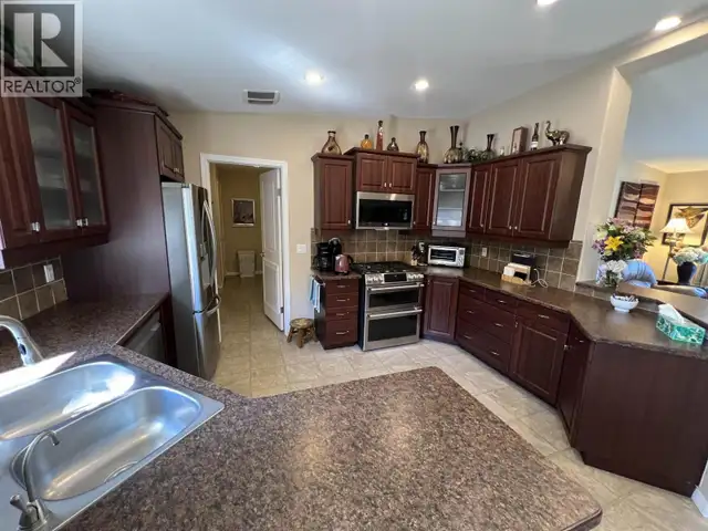 4 RESERVE ROAD Fort Nelson, British Columbia in Houses for Sale in Fort St. John - Image 33