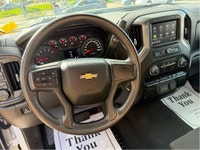Excellent condition with a clean carfax Chevrolet Silverado 2500 HD 4x4 crew cab Long Box! This 2500... (image 9)