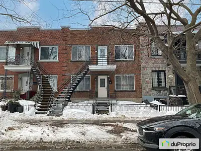 Les deux logements sont libres *****Préapprobation hypothécaire obligatoire pour effectuer une visit...