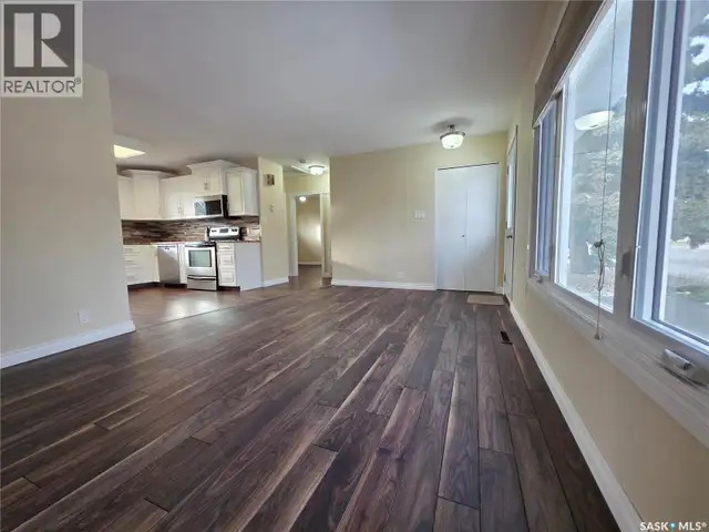 1420 Chaplin STREET E Swift Current, Saskatchewan in Houses for Sale in Swift Current - Image 7