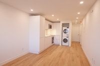 Renovated Akelius one bedroom apartment for rent. Located near rue Milton in the Milton Park neighbo... (image 3)