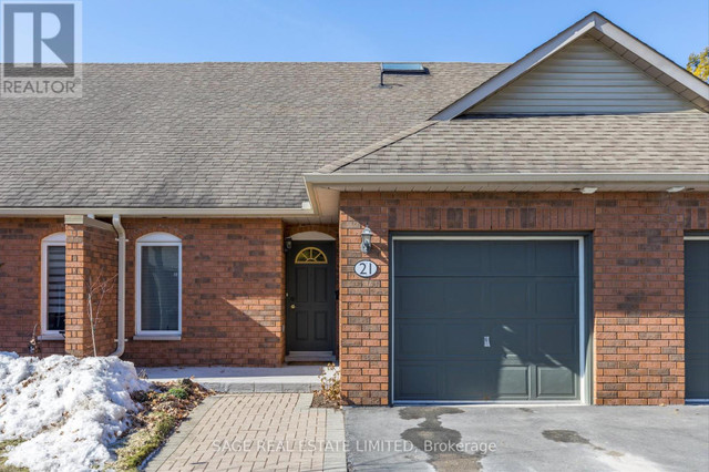 #2 -21 CHARLES CRT Smith-Ennismore-Lakefield, Ontario in Condos for Sale in Peterborough