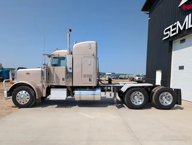 2006 PETERBILT 379 in Heavy Trucks in Kamloops - Image 9