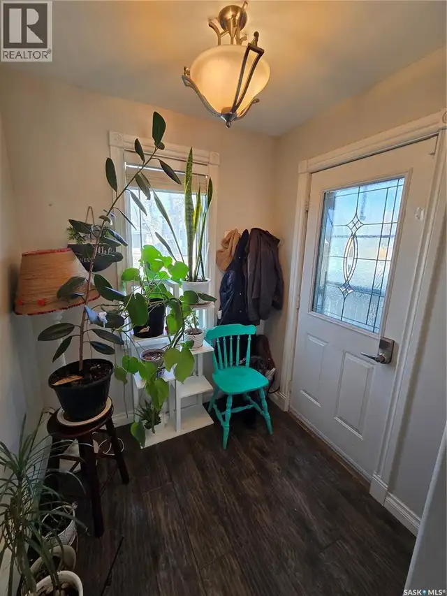 2 Prairie AVENUE Weyburn, Saskatchewan in Houses for Sale in Regina - Image 6
