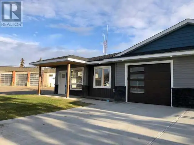 #2, 4738 49A Avenue Lacombe, Alberta62864392077570121