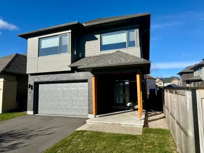 Stunning 4-Bedroom Family Home in Riverside South, Ottawa Welcome to Riverside South, one of Ottawa'...