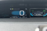 FRANCHISE TOYOTA DEALERSHIP TRADE WITH ONLY 116,000 KMS! PLUG-IN HYBRID WITH NAVIGATION! AMAZING FUE... (image 6)