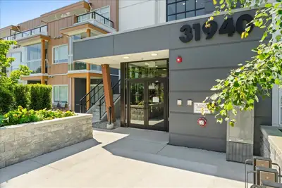New 2-bedroom plus den, 2.5-bath ground-level suite in Mission. Features open-concept layout, modern...
