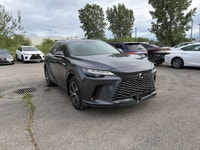 Modèle Premium. Apple Carplay, Sièges chauffants et ventilés en avant, volant chauffant, caméra de r... (image 2)