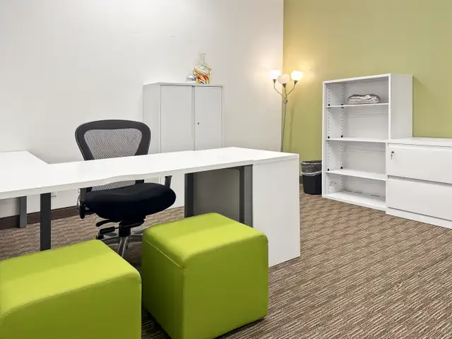 Office space for rent for 1 person in Crowfoot Centre Calgary in Commercial & Office Space for Rent in Calgary - Image 14