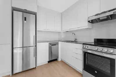 Renovated Akelius one bedroom apartment for rent. Located near York St in the ByWard Market neighbor...