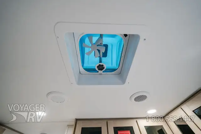 2026 Grand Design Imagine XLS 25RLE in Travel Trailers & Campers in Kelowna - Image 35