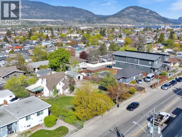 1471 & 1473 Government Street Penticton, British Columbia in Land for Sale in Penticton - Image 7