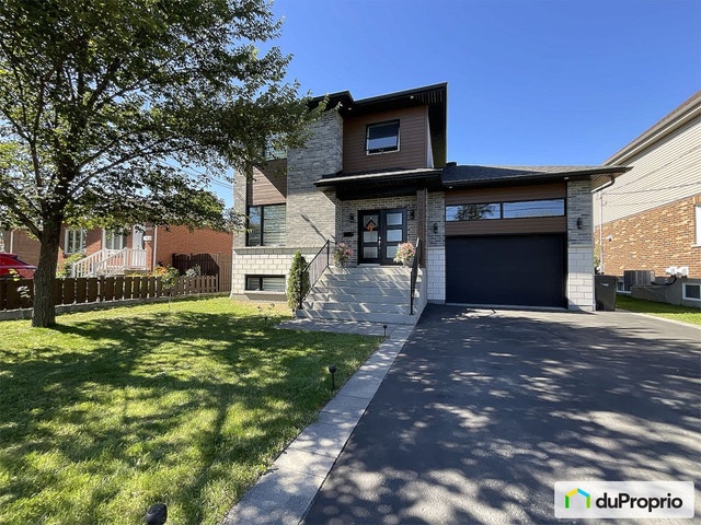 $1,095,000 - 2 Storey for sale in Longueuil (St-Hubert) — photo 2