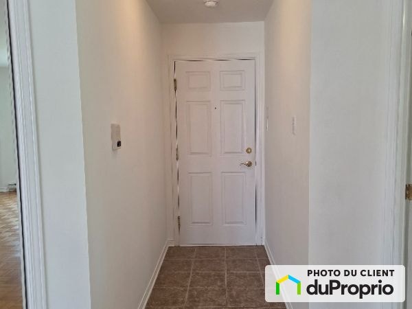 $298,900 - Condominium for sale in St-Jérôme (St-Jérôme) — photo 2