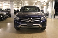 This Mercedes-Benz GLC 350e has a strong Intercooled Turbo Gas/Electric I-4 2.0 L/121 engine powerin... (image 2)