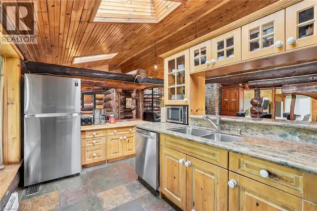 678 CHANTLER Road Pelham, Ontario in Houses for Sale in St. Catharines - Image 14