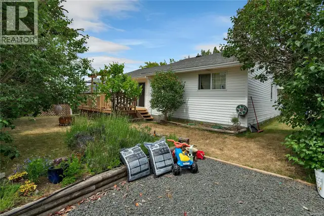755 Kit Cres Campbell River, British Columbia in Houses for Sale in Campbell River - Image 34