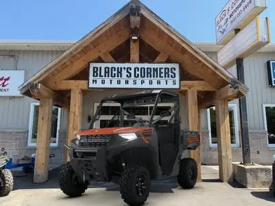 Black's Corners Motorsport Interest rates starting at 6.49 % OAC Factory roof and a 4500 lb winch Cu...