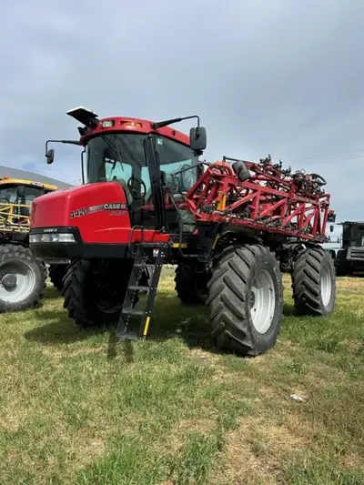 1200 Gallon, 120', Aim Command, 650 and 380 Tires 2011 Case 4420 .