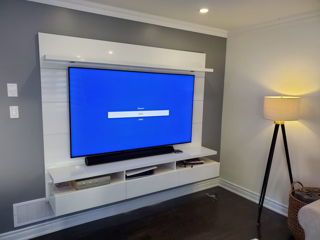 Pro Tv Wall Mounting Same Day Installation Services in TVs in Markham / York Region