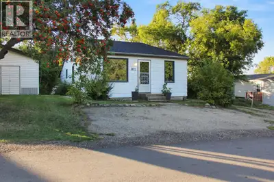 Welcome to this inviting bungalow in Amisk, offering a practical layout and plenty of potential. The...