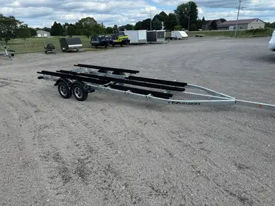 2025 EZ Loader T96PS, fits 24-26ft long pontoons, has the lowered center bunk to fit Manitou V-Toon...