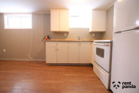 Charming 1 Bedroom, 1 Bathroom Apartment $1,350 All-Inclusive Welcome to your new home! This well-ma... (image 1)
