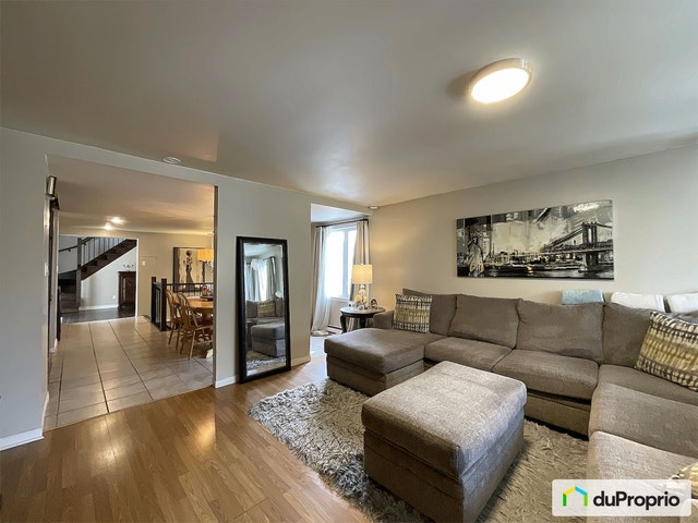 16e Avenue — photo 2