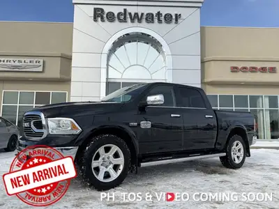 This Ram 1500 delivers a Regular Unleaded V-8 5.7 L/345 engine powering this Automatic transmission....
