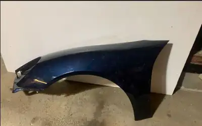 Good used O.E. L/F fender (981 503 031 00) in new condition with inner fender liners (front and rear...