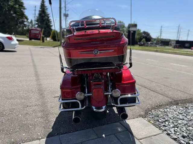 2009 Yamaha Royal Star Venture in Street, Cruisers & Choppers in Kitchener / Waterloo - Image 7