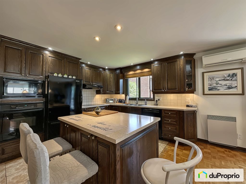 $1,299,000 - Quadruplex in Mercier / Hochelaga / Maisonneuve — photo 2