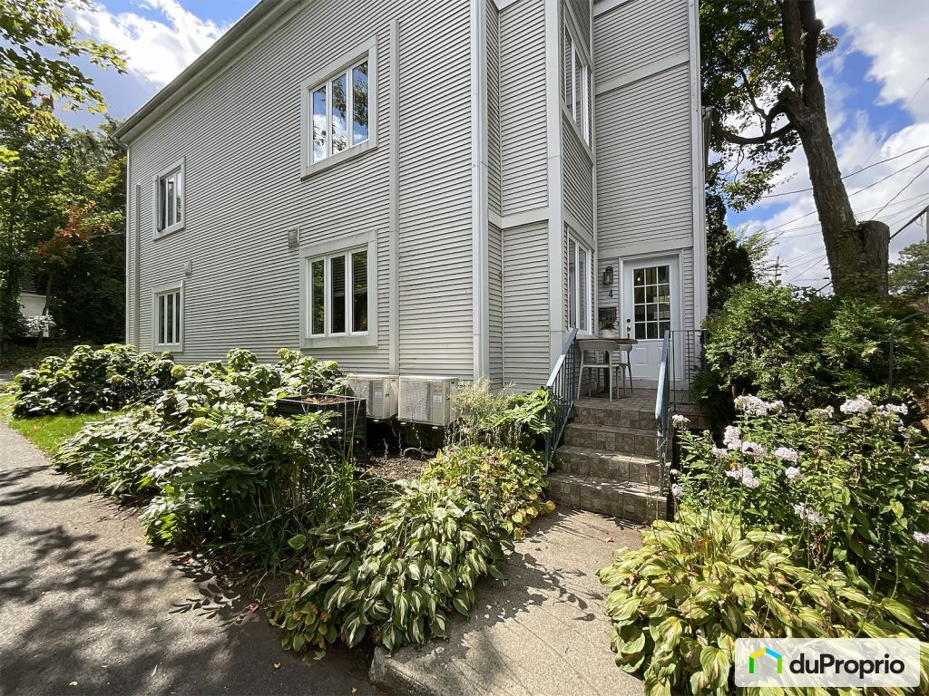 $229,000 - Condominium for sale in Granby — photo 2