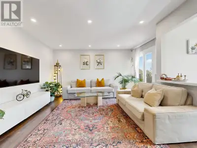 Rare Opportunity To Own A Spacious One-Level Townhome In The Heart Of Meadowvale! This Bright And We...