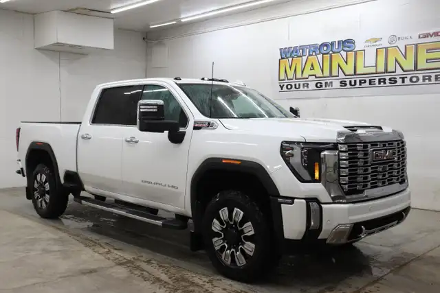 2024 GMC Sierra 2500HD 4WD Crew Cab Standard Box Denali