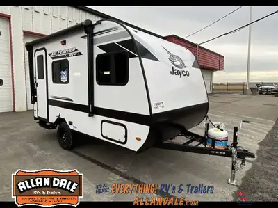 ULTRALIGHT Travel Trailer Overlander Solar, Twin-to-King Beds, Full Bath, Awning & More! 2026 Jayco...