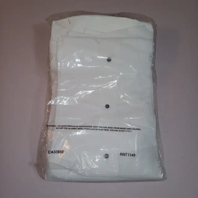 Chaplin Tuxedo Shirt  L  34-35 White with Black Buttons New in Men's in Belleville - Image 6