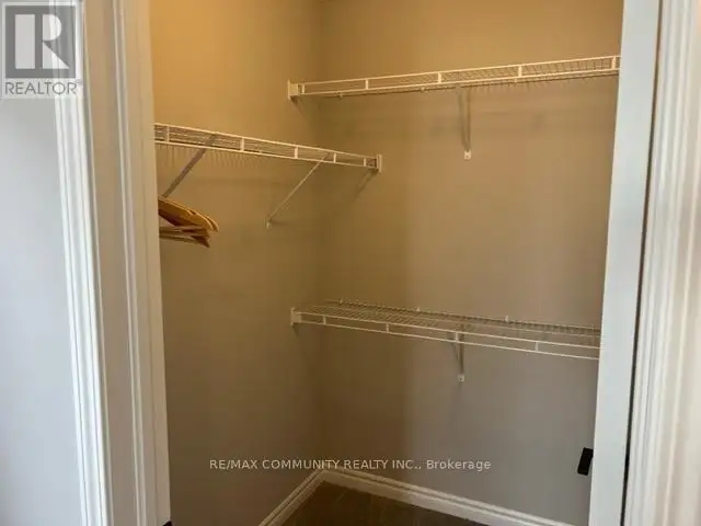 ROOM - 1568 SCARLETT TRAIL Pickering, Ontario in Long Term Rentals in Oshawa / Durham Region - Image 21