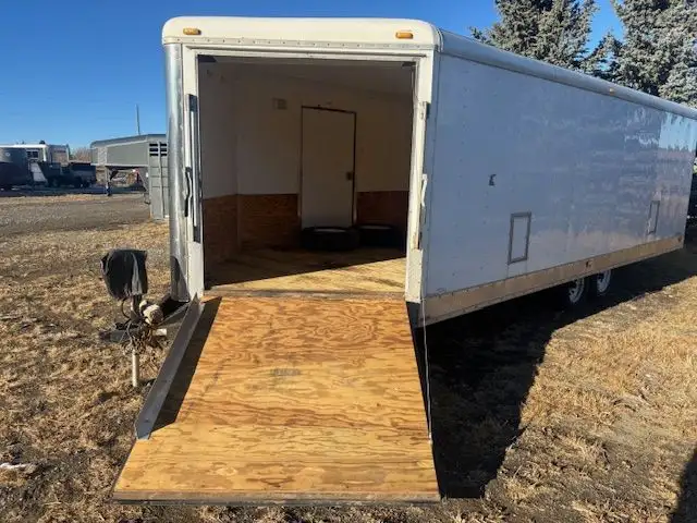 2006 FORREST RIVER 26' Snowbird snowmobile trailer OSRB826TA2 in Cargo & Utility Trailers in Calgary - Image 5