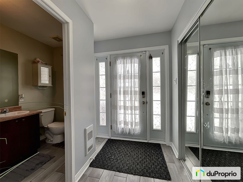 $729,900 - 2 Storey for sale in Terrebonne (Terrebonne) — photo 2